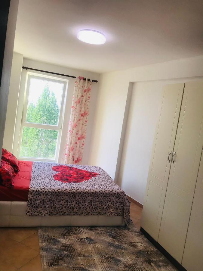 Old Train Station Apartment Tirana